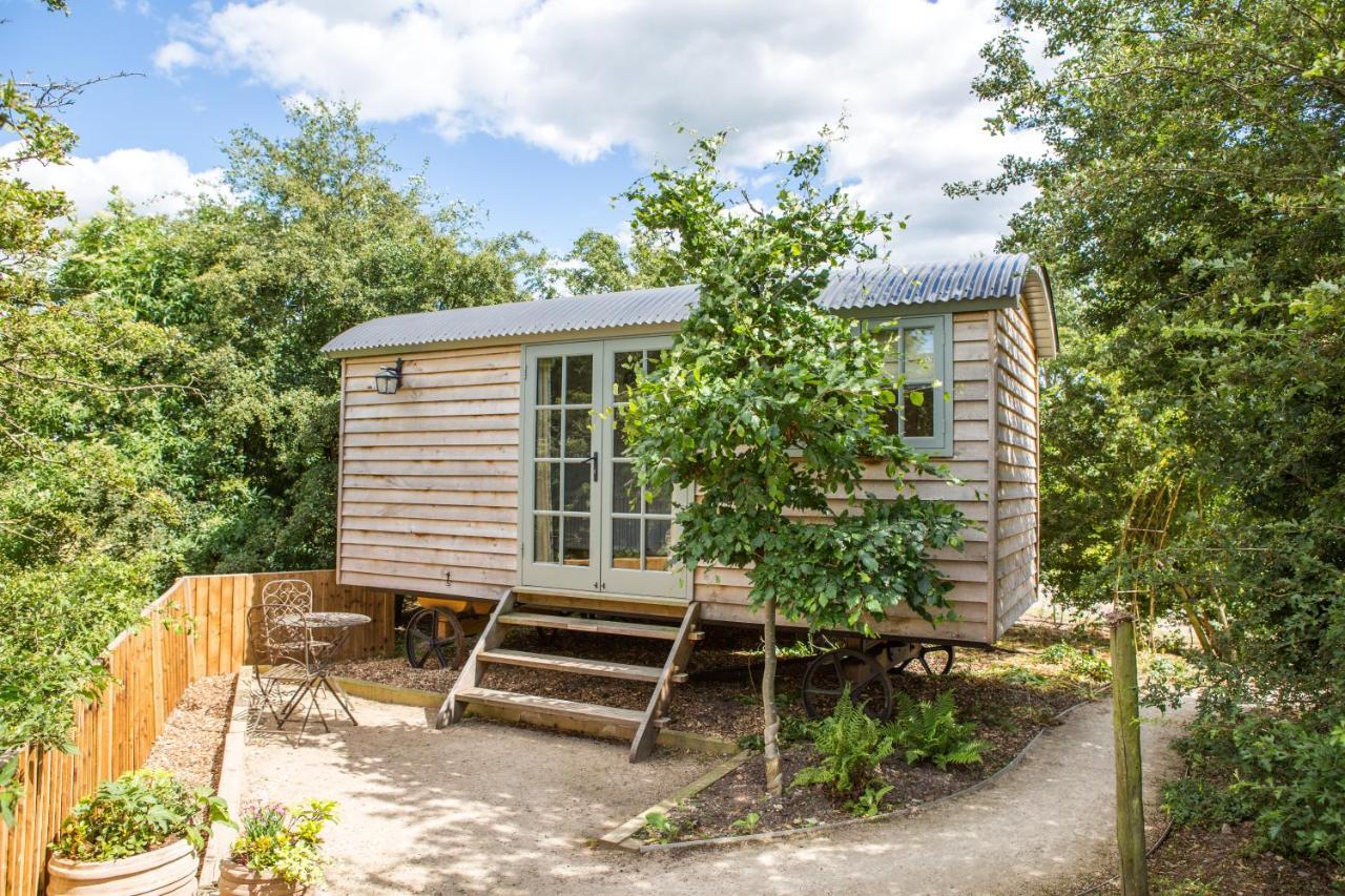 Perkins Luxury Shepherd Huts Nottingham Exterior photo