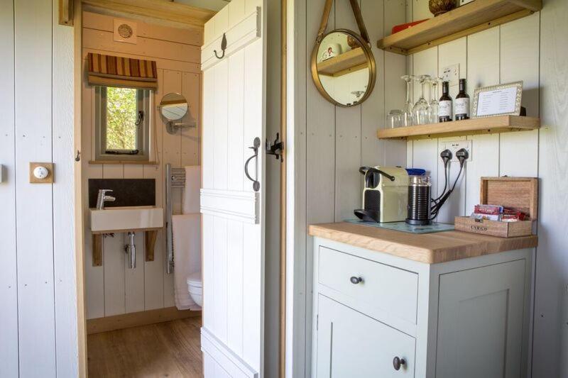 Perkins Luxury Shepherd Huts Nottingham Exterior photo